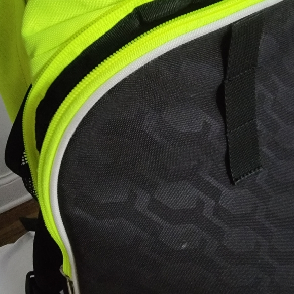 Nike  big BackpackSignal Green Used in good condition - Picture 2 of 7